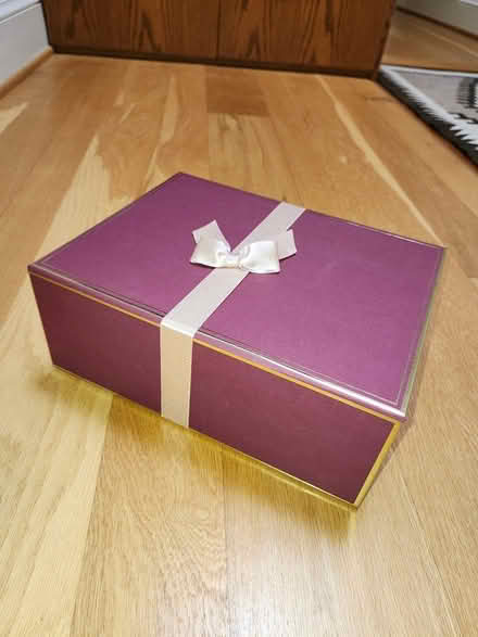 Photo of free Cute gift or memento box (Cap Hill 20002) #1