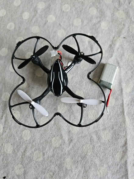 Photo of free Hubsan x4 mini drone (Roffey) #3