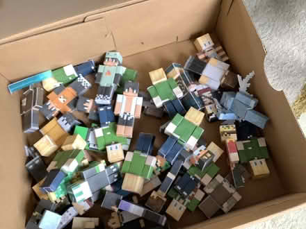 Photo of free Minecraft figures (Southville BS3) #4
