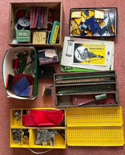 Photo of free Meccano pieces etc (Oswestry SY11) #1