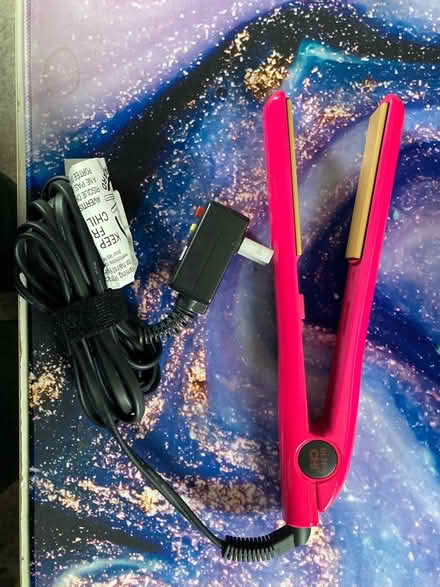 Photo of free Hair straightener (Framingham) #1