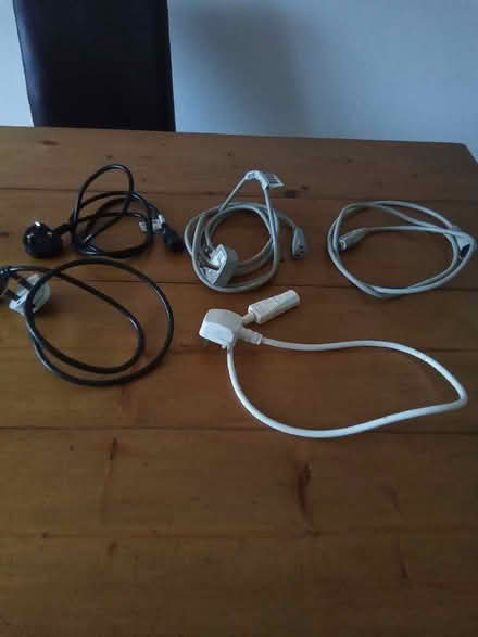 Photo of free 4 x 10A Plugs + 1 extension Printer, Kettle etc (Catherine-de-Barnes B91) #1