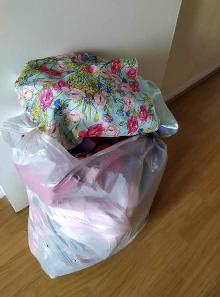 Photo of free Girls clothes - 8-10 years (Barkingside IG5) #1