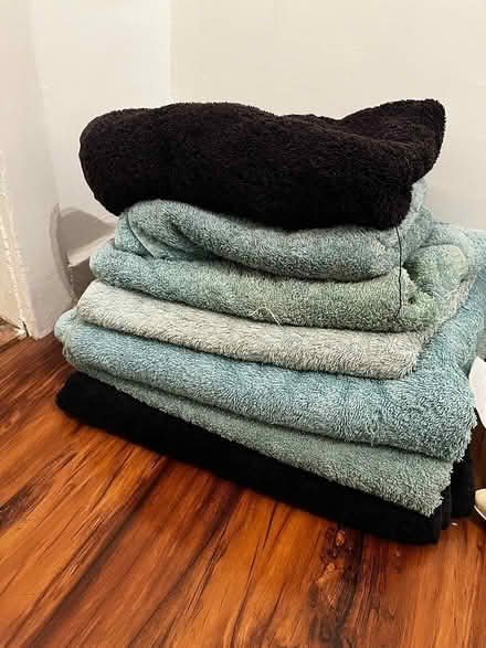 Photo of free Old towels (Glasgow, Sighthill G21) #1