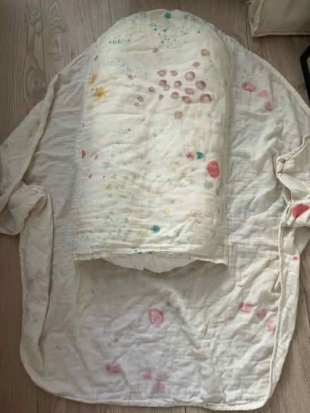 Photo of free Soft baby muslin / cushioned wrap (NW6 West Hampstead) #2