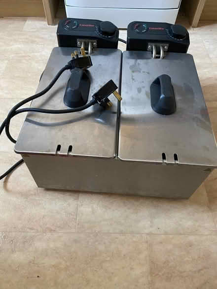 Photo of free Twin deep fat frier (Malmesbury SN16) #4