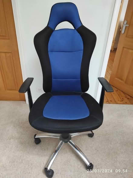 Photo of free Office chair (Chesham HP5) #1