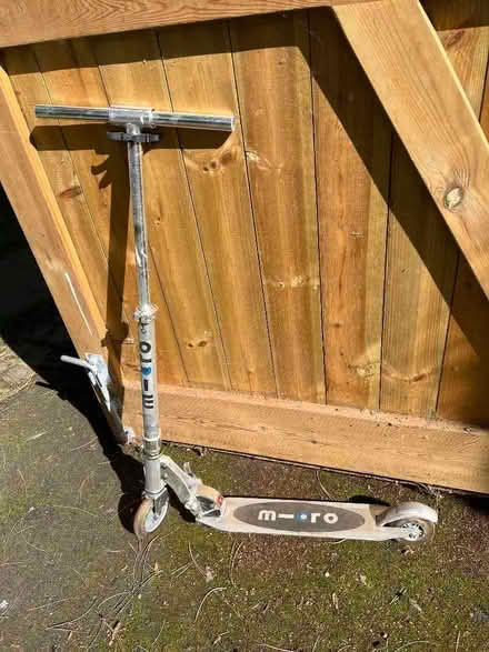 Photo of free Children’s scooter (Woofferton SY8) #1