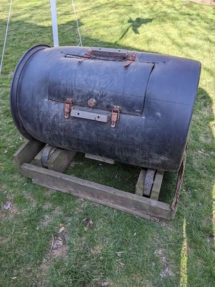 Photo of free compost bin (West Worthington Brookside) #1