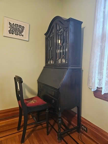 Photo of free Secretary (Jenkintown) #2