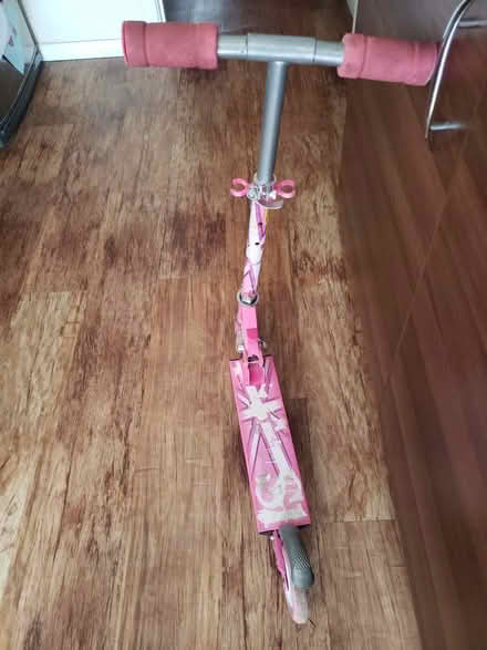 Photo of free Girls scooter (Camberley GU15) #2