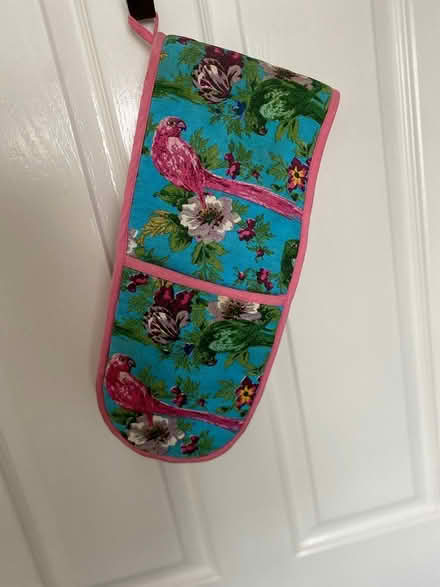 Photo of free Double oven glove (Tiptree, Essex CO5) #1