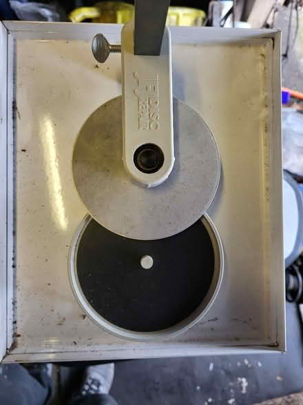 Photo of free JFJ Disc Repair Machine (Purley SM6) #3