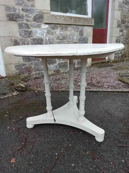 Photo of free Circular, grey painted table (Burbage SK17) #1