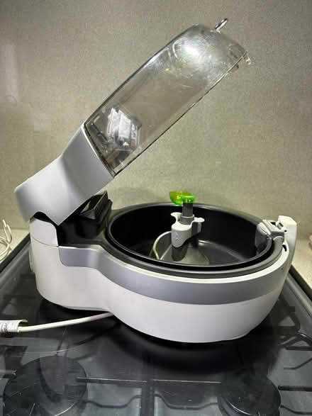 Photo of free Tefal actifry (Ryecroft, Walsall, WS3) #3