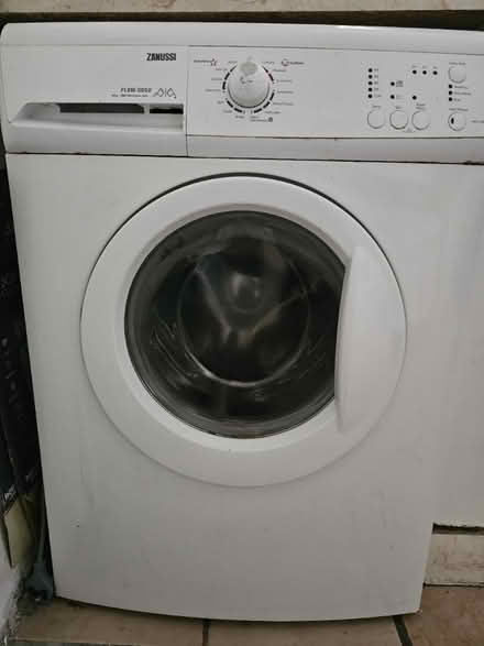 Photo of free Zanussi Washing Machine (N16 Stoke Newington) #1