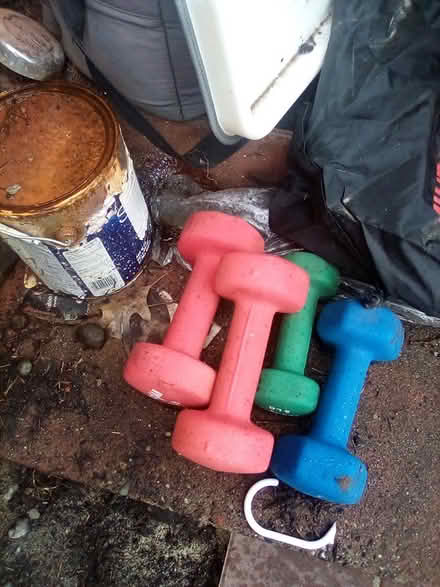 Photo of free Free weights (Lakewood, near St Clares) #1