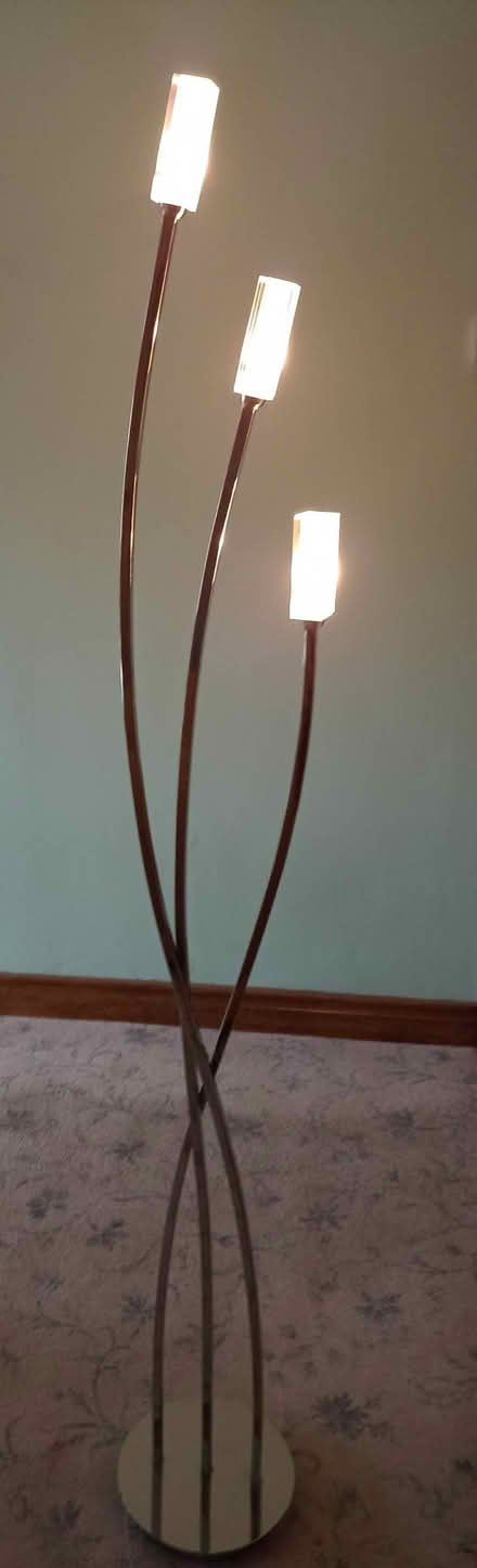 Photo of free Floor light, chrome with three bulbs (Whitelea NE23) #2