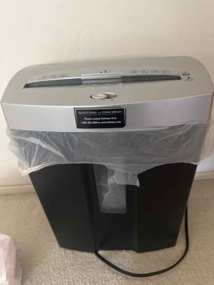 Photo of free Paper shredder-small (Saratoga) #1