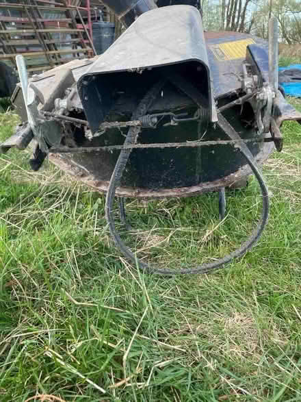 Photo of free Shredder/ wood chipper (Ewelme OX10) #3