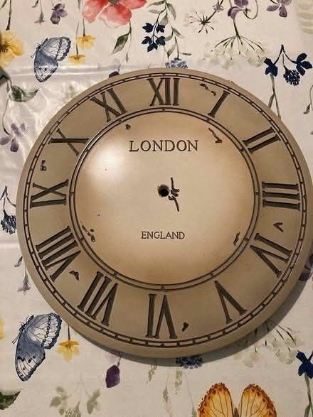 Photo of free 12β(30cm) Clock Face (Brightwell OX10) #1