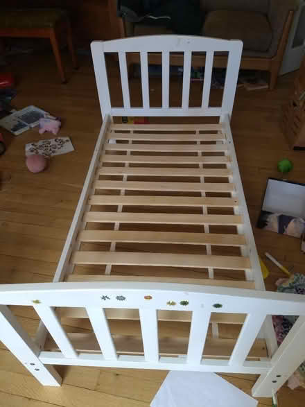 Photo of free Children's bed (Loughton IG10) #2