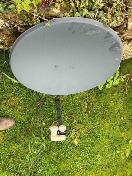 Photo of free Satellite dish (GL11) #1