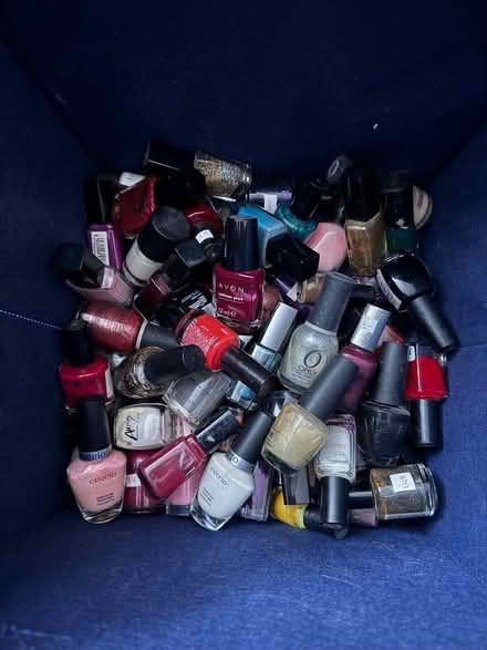 Photo of free Nail varnishes between 60/70 (Heath End WS3) #1