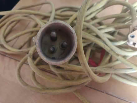 Photo of free 3 pin extension lead (Levenshulme M19) #2