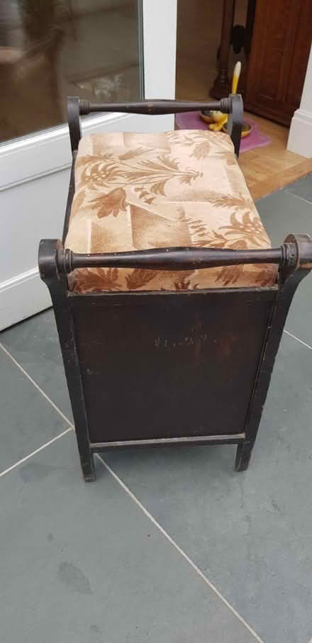Photo of free Vintage Piano Stool (HP10) #2