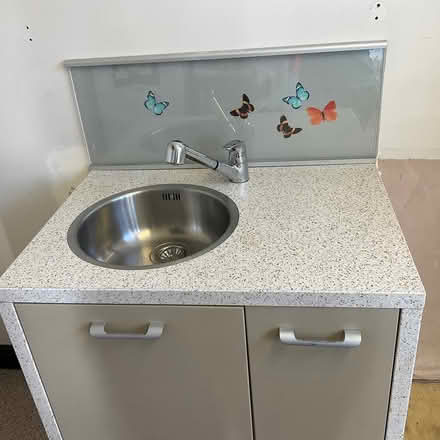 Photo of free Sink unit (Selby/Cawood) #4