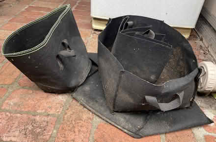 Photo of free Assorted grow bags (new & used) (Surrey Hills) #1