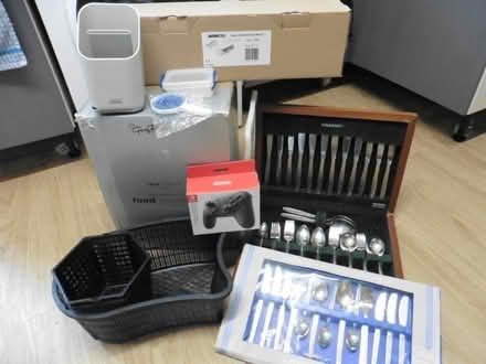 Photo of free Mixed Items. (Bedford Centre MK40) #1