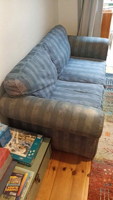 Photo of free Sofa (HR1 st james hereford) #4