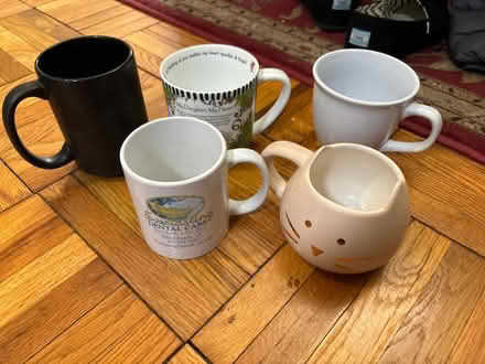 Photo of free Associated mugs (Alexandria) #1