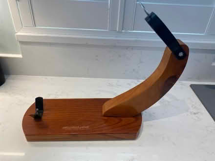 Photo of free Spanish ham carving frame (Chaulden HP3) #1