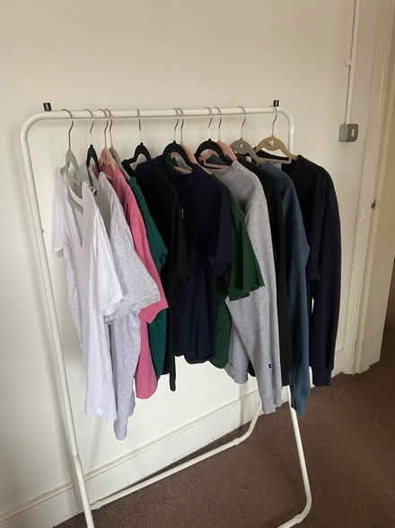 Photo of free Women’s T-shirts and jumpers (E5) #2
