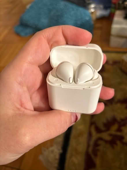 Photo of free Blue tooth headphones (Alexandria) #1