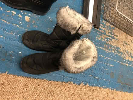 Photo of free Snow boots (Ifold RH14) #1