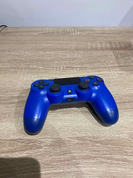 Photo of free Ps4 Controller (Broken) (Kearsley) #1