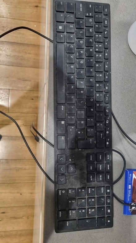 Photo of free Full size wired keyboard (SW8 Vauxhall) #1