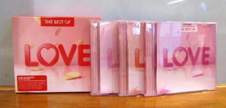 Photo of free CD collections. (Top Amersham HP6) #2