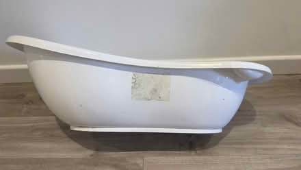 Photo of free White Baby Bath (B25) #3