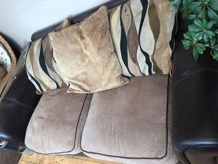 Photo of free Sofa (DA12) #2
