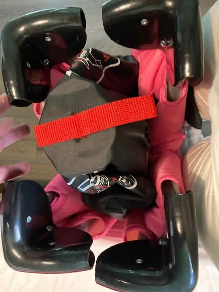 Photo of free Travel cot (Queens Park BH8) #2