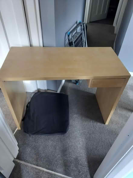 Photo of free Ikea desk (Goffs oak Waltham cross EN7) #1