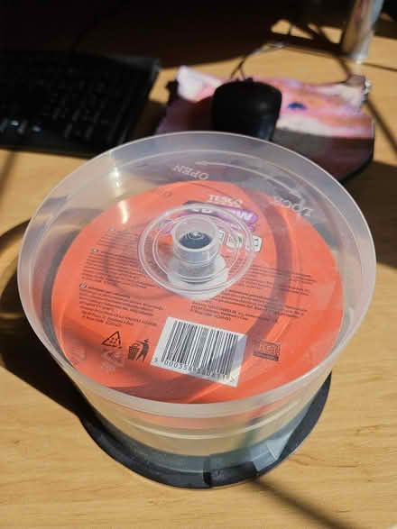 Photo of free Recordable CD-R discs blank (Chalfont St Peter SL9) #4