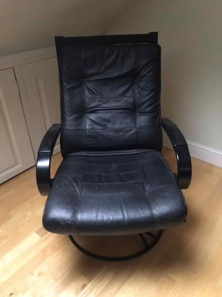 Photo of free Swivel chair (Cassiobury Estate WD17) #1