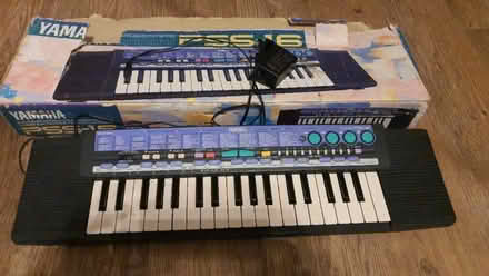 Photo of free Yamaha keyboard (Chafford Hundred RM16) #1