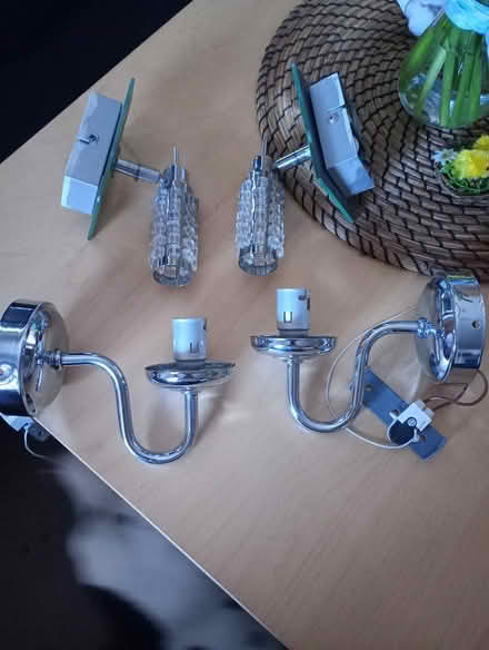 Photo of free Wall lights (Weybridge KT13) #1